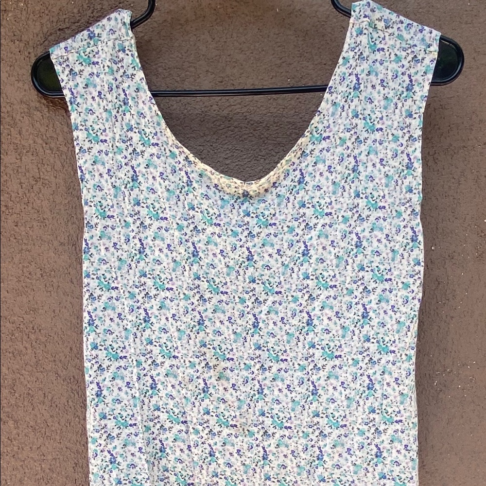 Off-the-shoulder top